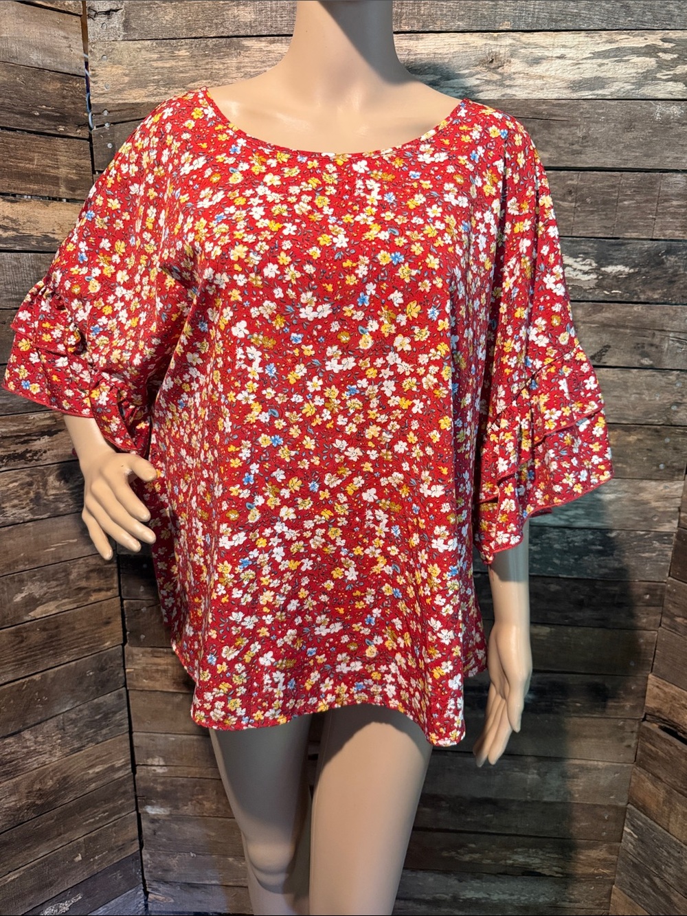 ➕💰BOGO FREE SHEIN Floral Print Top - Picture 2 of 5